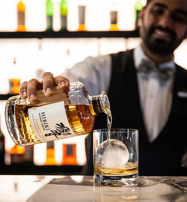 Scenic Lounge Bar - Scenic Eclipse II